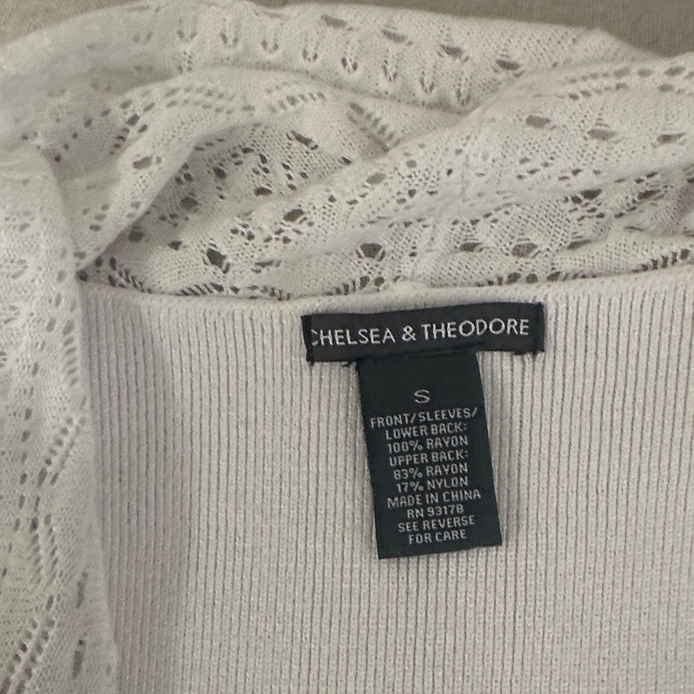 Chelsea & Theodore White Cardigan - Picture 2 of 10